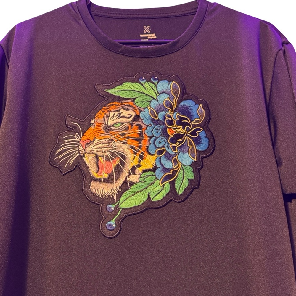 Tigress Lily Black T-Shirt Size XL - Picture 7 of 9